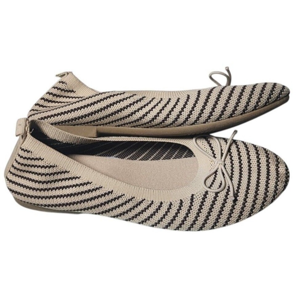 Ambu Knit Ballerina Flats Size 9 Comfort Padded Cream Color Striped